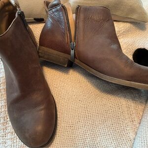Franco Sarto Brown Chukka Boots with Vintage Leather